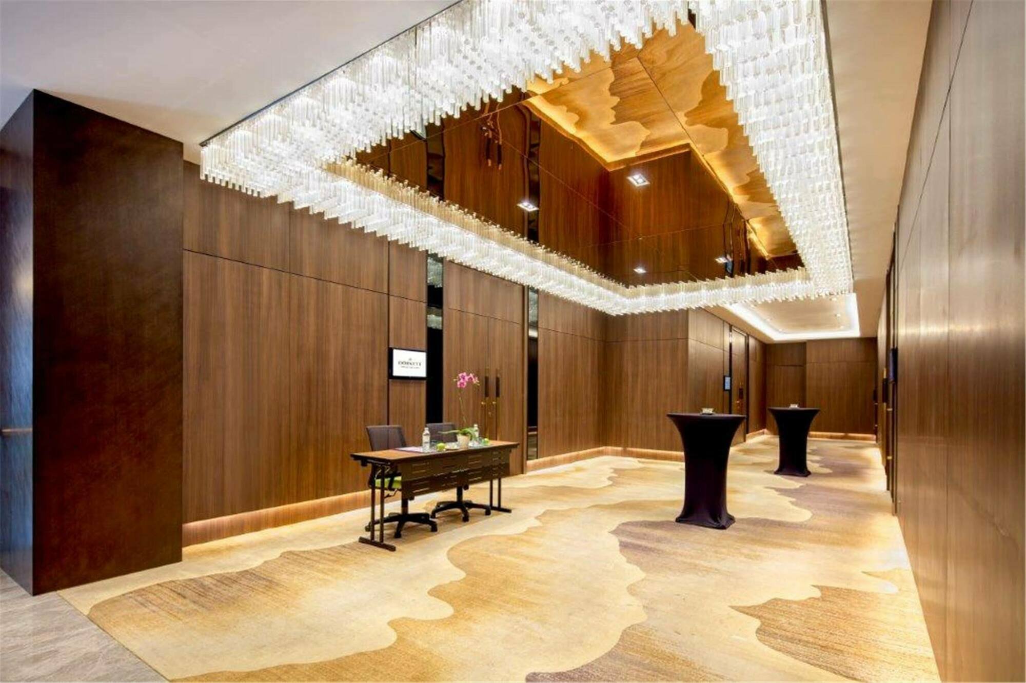 Отель Dorsett Hartamas Куала-Лумпур Экстерьер фото The Westin Convention Centre